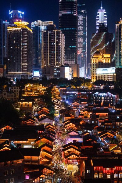 图为十八梯传统风貌区实景。 何蓬磊 摄 图为十八梯传统风貌区实景。 何蓬磊 摄