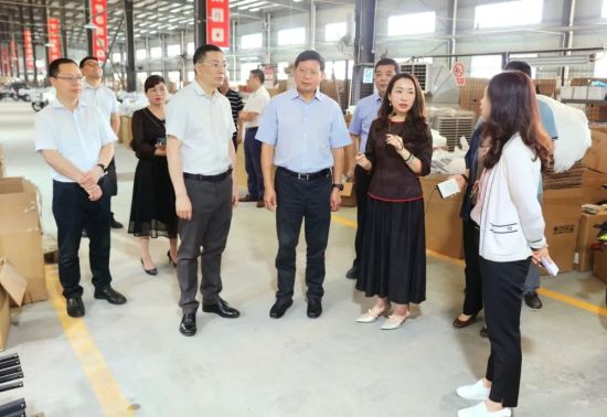 图为调研现场。主办方供图 图为调研现场。主办方供图