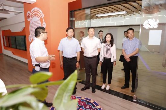 图为调研现场。主办方供图 图为调研现场。主办方供图