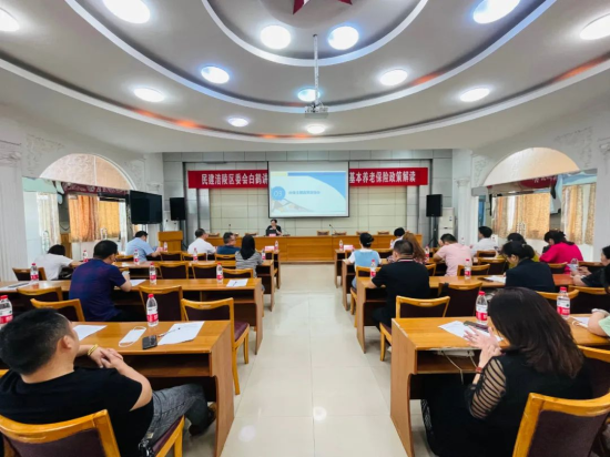 图为民建涪陵区委会举办2022年第一期“白鹤讲堂”。 涪陵区委统战部供图 图为民建涪陵区委会举办2022年第一期“白鹤讲堂”。 涪陵区委统战部供图