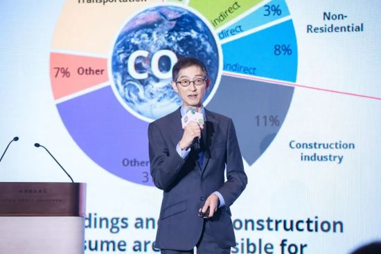 图为林志中在论坛上发表演讲。 奥雅纳供图 图为林志中在论坛上发表演讲。 奥雅纳供图