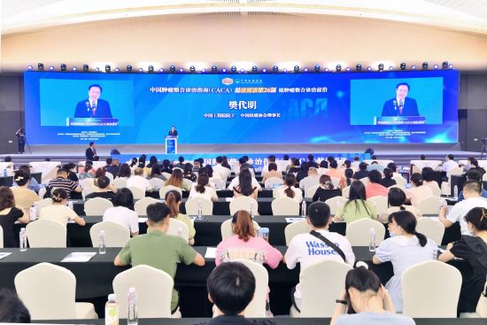 图为巡讲现场。主办方供图 图为巡讲现场。主办方供图