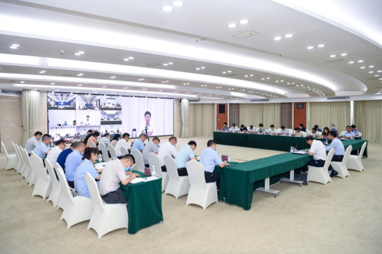 两江新区召开2022年上半年安全生产与自然灾害防治工作总结暨三季度风险研判电视电话会议。 两江新区召开2022年上半年安全生产与自然灾害防治工作总结暨三季度风险研判电视电话会议。