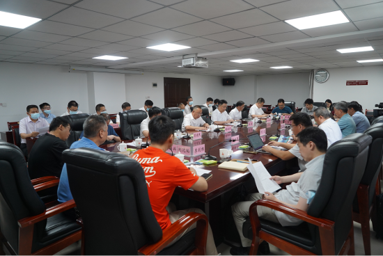 图为台盟中央调研组听取奉节县长江生态环境保护工作情况汇报。奉节县委统战部供图 图为台盟中央调研组听取奉节县长江生态环境保护工作情况汇报。奉节县委统战部供图