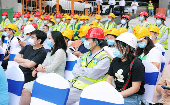 图为启动大会现场。世茂集团供图 图为启动大会现场。世茂集团供图