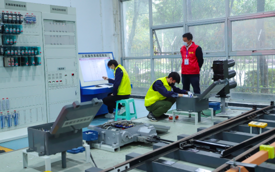 铁道信号自动控制专业。重庆公共运输职业学院供图