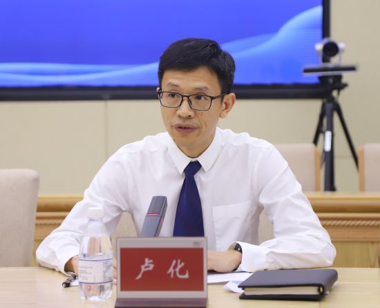 两江新区产业促进局副局长卢化发布燃气安全专项整治相关情况。马佳欣摄 两江新区产业促进局副局长卢化发布燃气安全专项整治相关情况。马佳欣摄