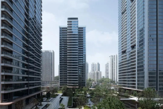 图为中国铁建西派城一期实拍图。中铁建山语桃源供图 图为中国铁建西派城一期实拍图。中铁建山语桃源供图
