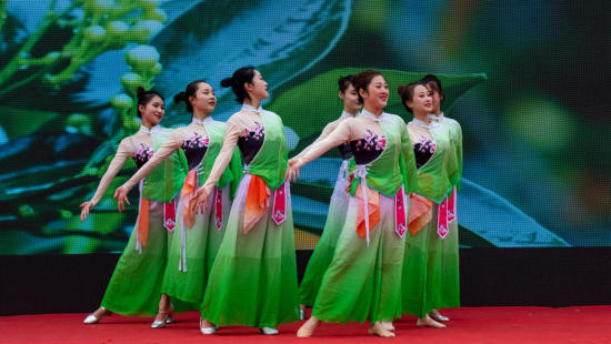 舞蹈《橙香故里》 舞蹈《橙香故里》