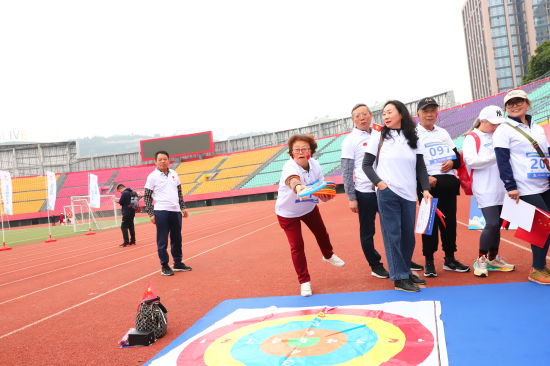 ͼΪȤζ�򿨻������췽��ͼ