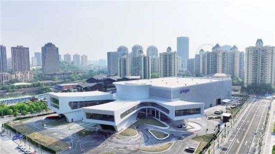 永川科技片场 陈仕川 摄 永川科技片场 陈仕川 摄