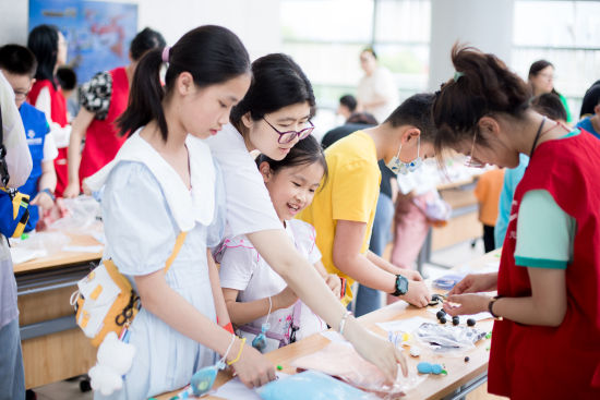图为活动现场。重庆科技馆供图 图为活动现场。重庆科技馆供图