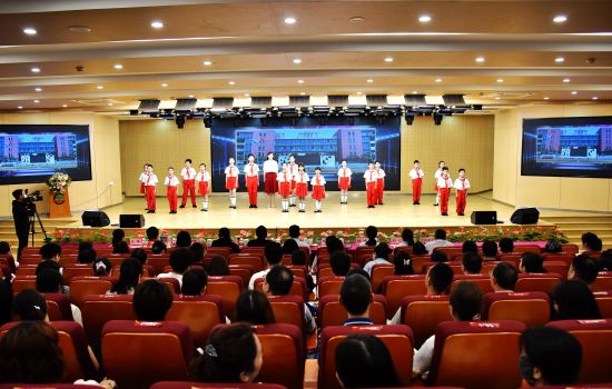 图为活动现场。 王雯 摄 图为活动现场。 王雯 摄