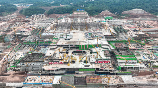 图为重庆东站全景图。中铁建工集团重庆东站 项目 图为重庆东站全景图。中铁建工集团重庆东站 项目