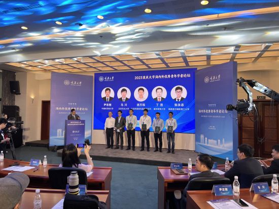 图为活动现场。周毅摄 图为活动现场。周毅摄