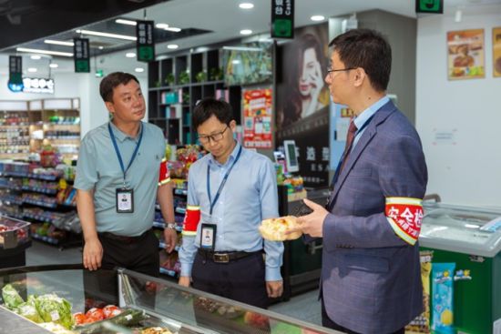 ͼΪ�¼�(��һ)����ʳƷ��ȫ��顣 �ܷ��߹�ͼ