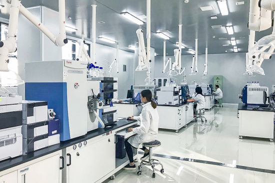 图为迪纳利生物分析实验室为药品检测提供保障。 迪纳利供图 图为迪纳利生物分析实验室为药品检测提供保障。 迪纳利供图