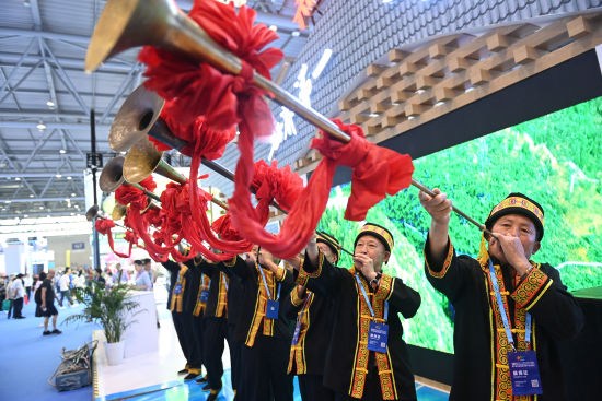 图为第八届中国西部旅游产业博览会现场。陈超摄 图为第八届中国西部旅游产业博览会现场。陈超摄