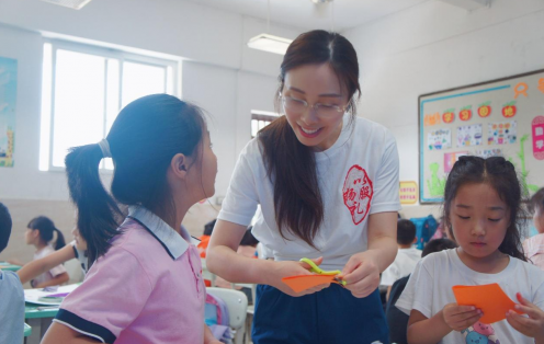 图为活动现场。杨远清 摄 图为活动现场。杨远清 摄