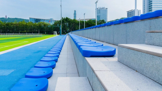 崭新的观众看台。 重庆高科供图 崭新的观众看台。 重庆高科供图