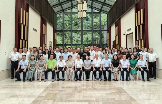 图为大足区举办2023年度党外人士暑期谈心活动。 大足区委统战部 供图 图为大足区举办2023年度党外人士暑期谈心活动。 大足区委统战部 供图