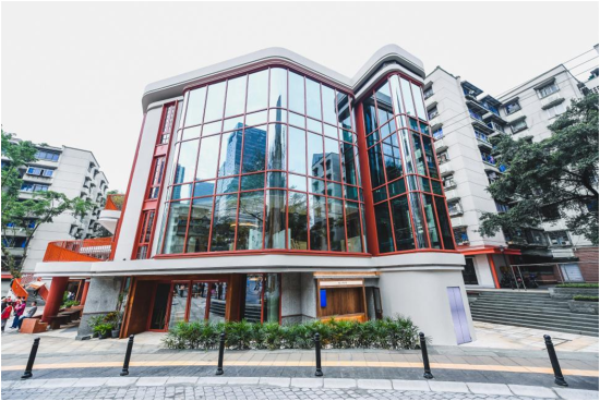 建行重庆市分行助力重庆城市更新,旧貌换新颜。建行重庆市分行供图 建行重庆市分行助力重庆城市更新,旧貌换新颜。建行重庆市分行供图