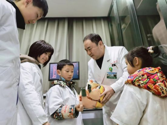 图为活动现场。谭又铭 摄 图为活动现场。谭又铭 摄