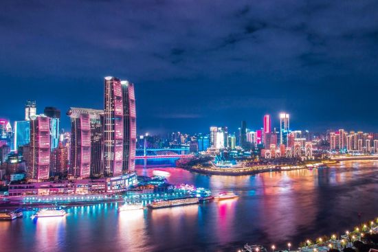 图为夜幕下的重庆。 徐浩 摄 图为夜幕下的重庆。 徐浩 摄