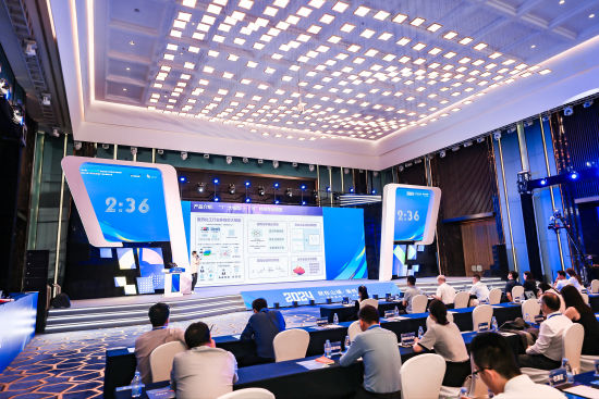 ͼΪ��Ŀ·���ֳ����������繩ͼ