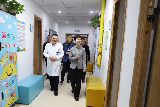 图为调研现场。重庆市精神卫生中心 供图 图为调研现场。重庆市精神卫生中心 供图
