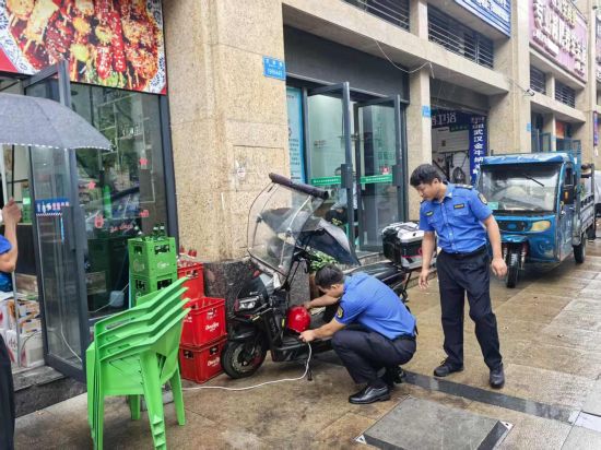 ͼΪԵ綯гм顣 ϴԮֹͼ