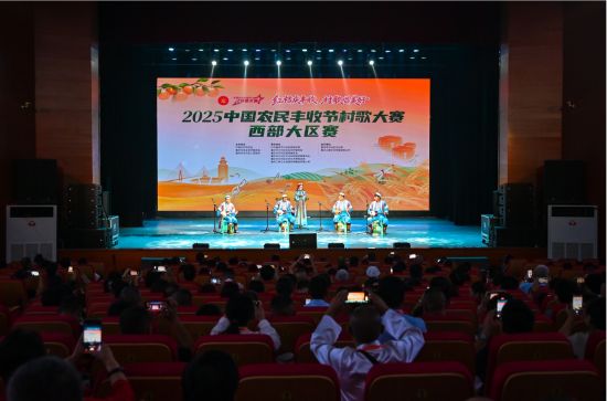 图为比赛现场。付作侨 摄 图为比赛现场。付作侨 摄