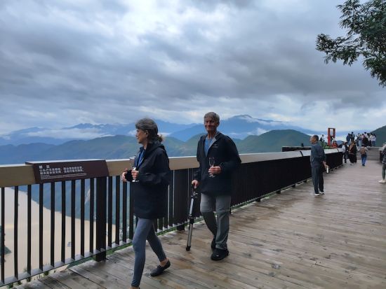 ͼΪοϿŮ׳Ͽɽί ͼ