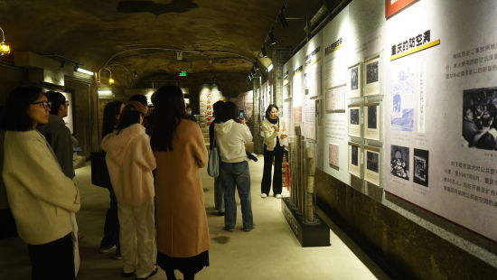 ͼΪഺ¡ഺҡ߽ѧնѩ 