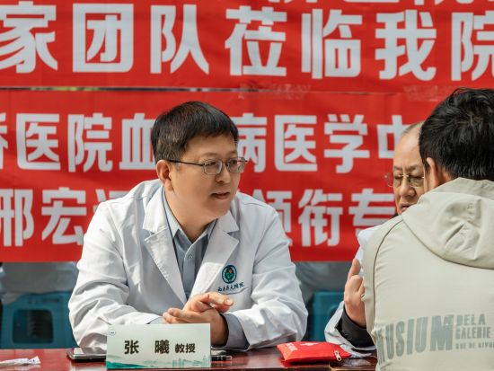 ͼΪ��ֳ���½����ҽ��ѧ����ҽԺ��ͼ