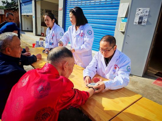 ͼΪҽԱչ־ԸҽƷؽԺ ͼ