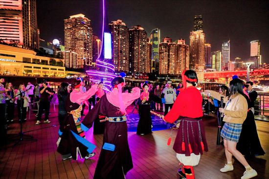 ͼΪɫĲ2025̴ᡣ췽ͼ