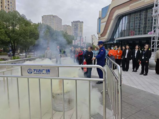 ͼΪ��ֳ����ϴ����� ��ͼ