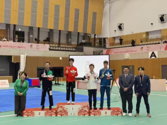 ͼΪ��ֳ����������̨���������ӽ硷��Ŀ��ͼ