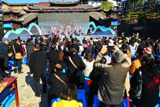 ͼΪ����ɽ�����嶫�ϣ��Ļ���̬����������չ�ݡ��±��� ��