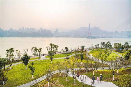 12��7�գ������������ϰ��ɳ�ǽ���ɸ��Ŷΰ�����̬�޸����̣����ڣ�������β�׶Σ���һ����̬�����С��۾��ȹ�����һ�����ɫ�ռ佫�ڽ��ڿ��š�����Ŀ�������ⰶ1.3��������̬�̻����Լ13.3��ƽ���ס����� л��ǿ ��