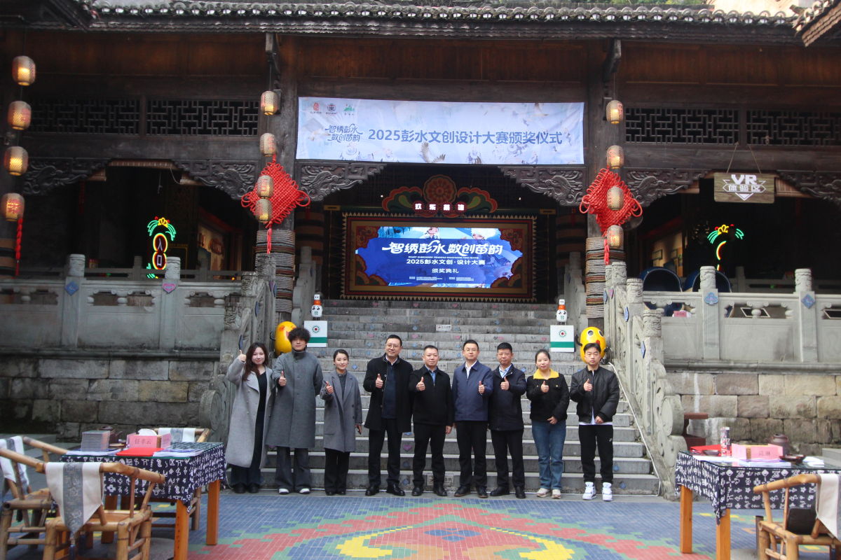 ͼΪ�佱�ֳ����������ι�ͼ