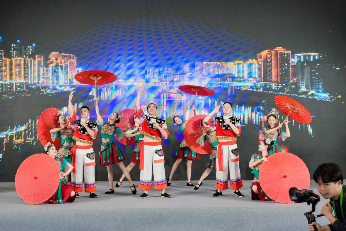 ͼΪ���ʵ����ձ��ݡ���������ί��ͼ