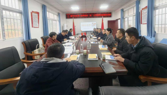 图为结题评审会现场。重庆市曹聪名校长工作室 供图 图为结题评审会现场。重庆市曹聪名校长工作室 供图