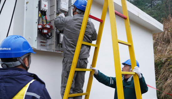 ͼΪ����������ɽ���繫˾Ա��Ϊ�߱�׼ũ�ｨ�谲װ����� ����������ɽ���繫˾ ��ͼ