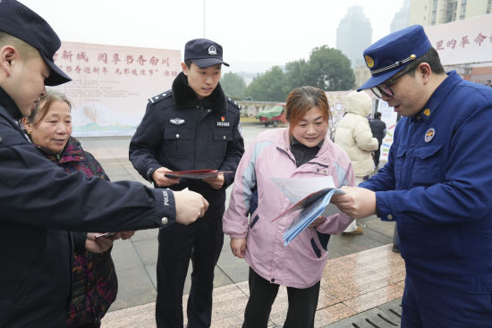 ͼΪ��ֳ����ϴ����� ��ͼ