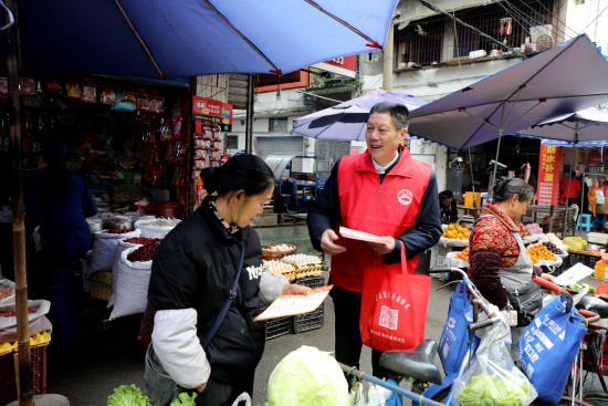 ͼΪ������ֳ����ϴ����� ��ͼ