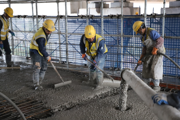 ͼΪ�������ڽ��зⶥ�����������������Ź�ͼ