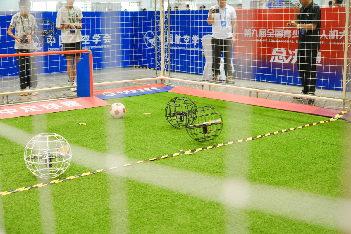 ͼΪ���˻�������������췽��ͼ