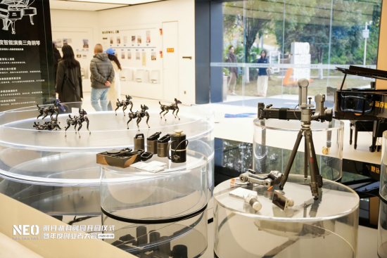 图为明月湖科创园产品体验中心。重庆两江新区区委宣传部 供图 图为明月湖科创园产品体验中心。重庆两江新区区委宣传部 供图